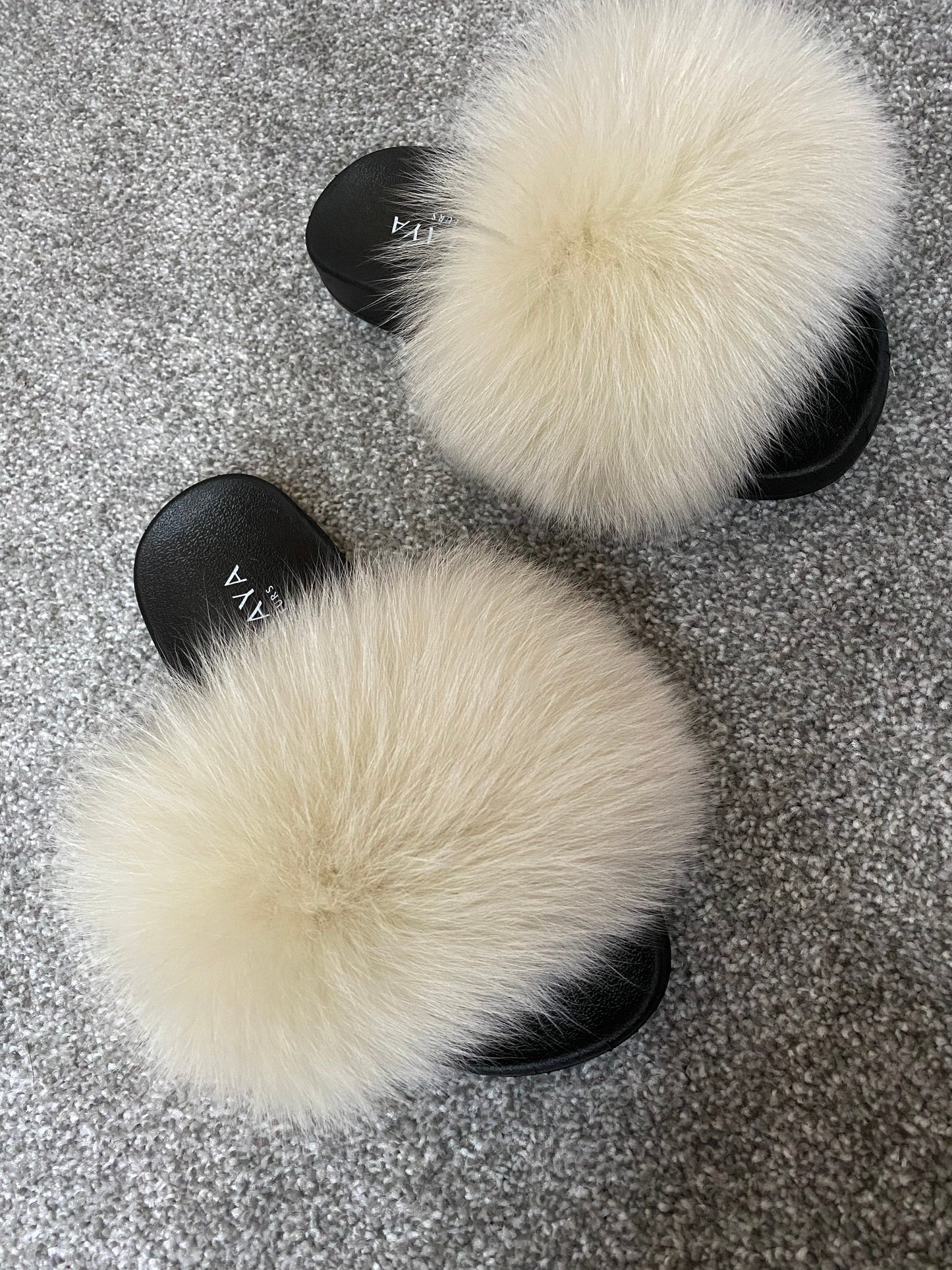 Apricot Fur Sliders