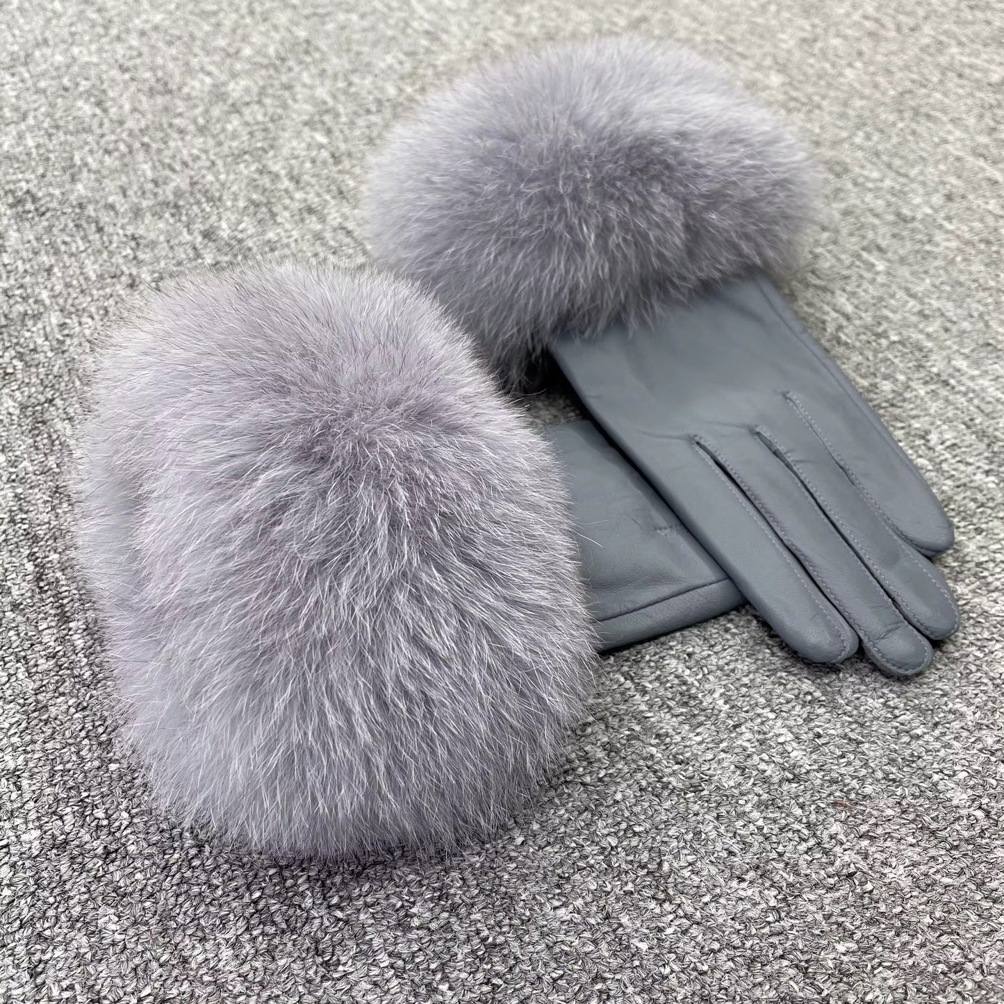 Fur Gloves