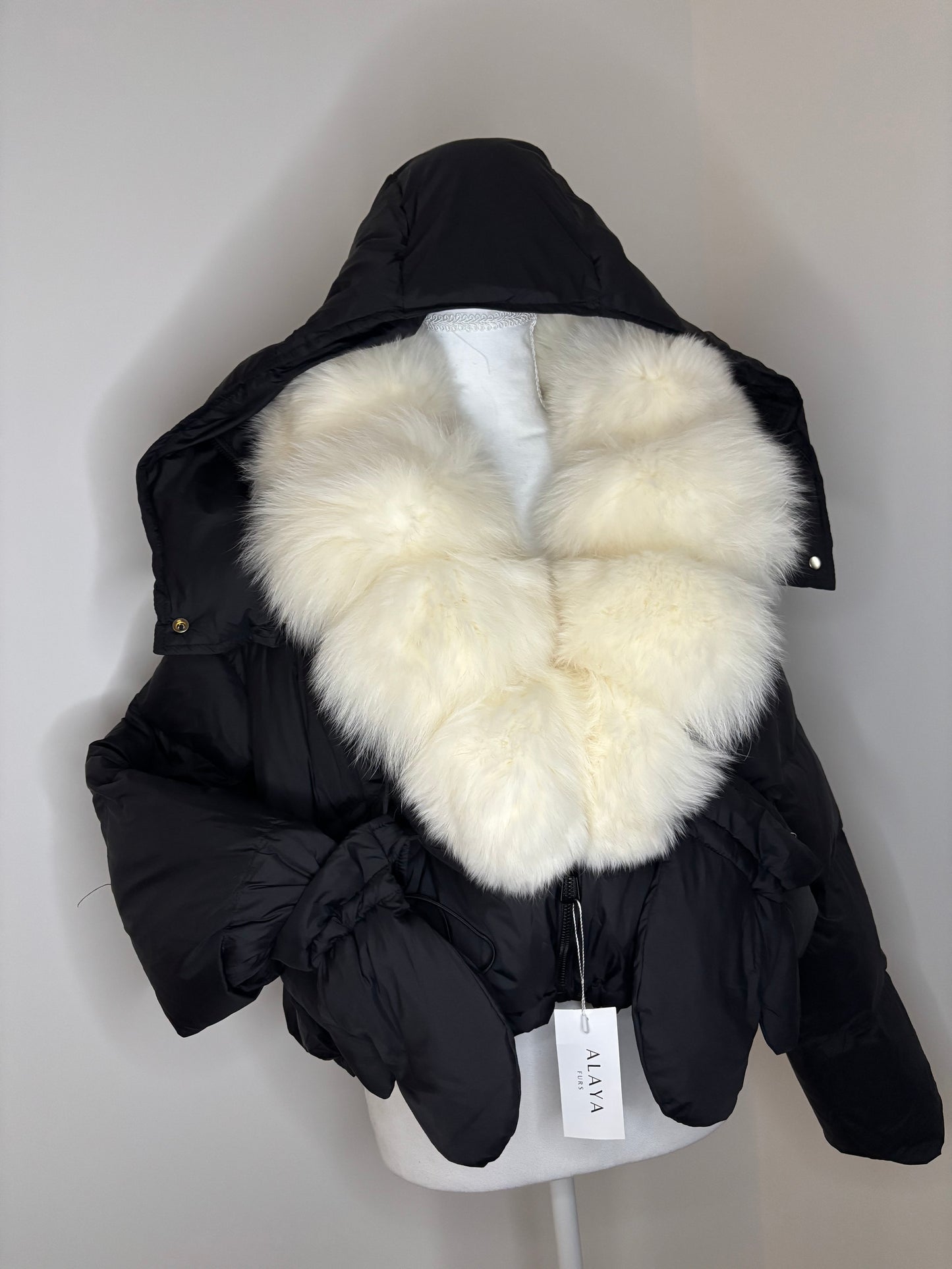 LUCIA (READY TO SHIP)