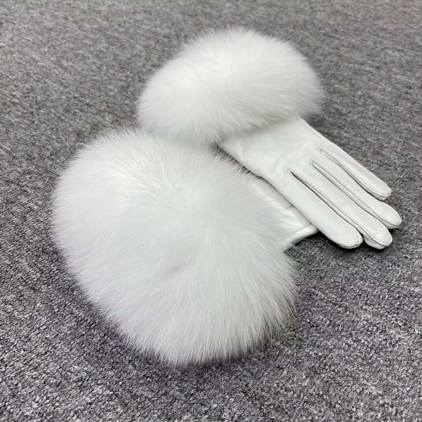 Fur Gloves