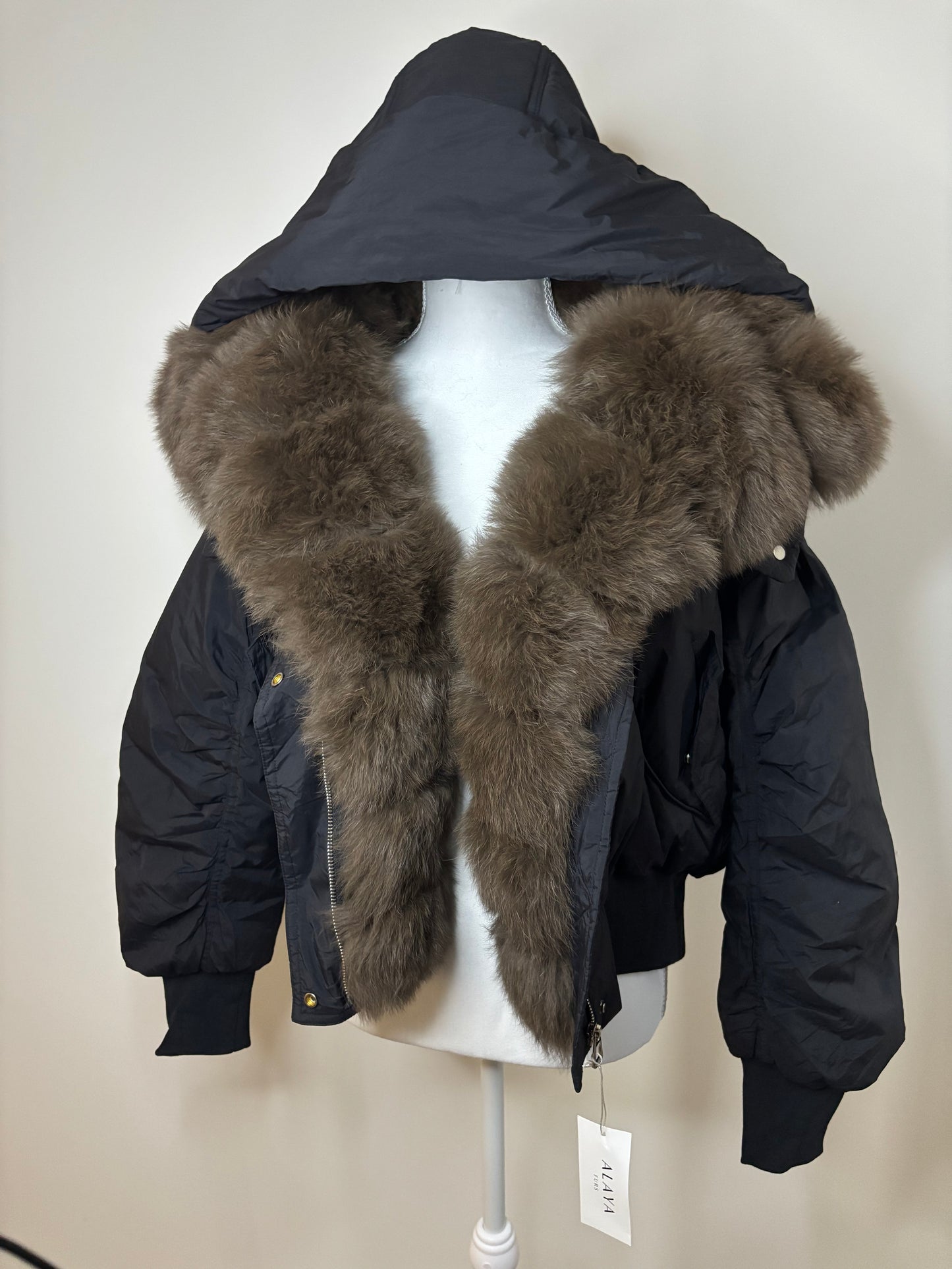 BILLIE (READY TO SHIP)